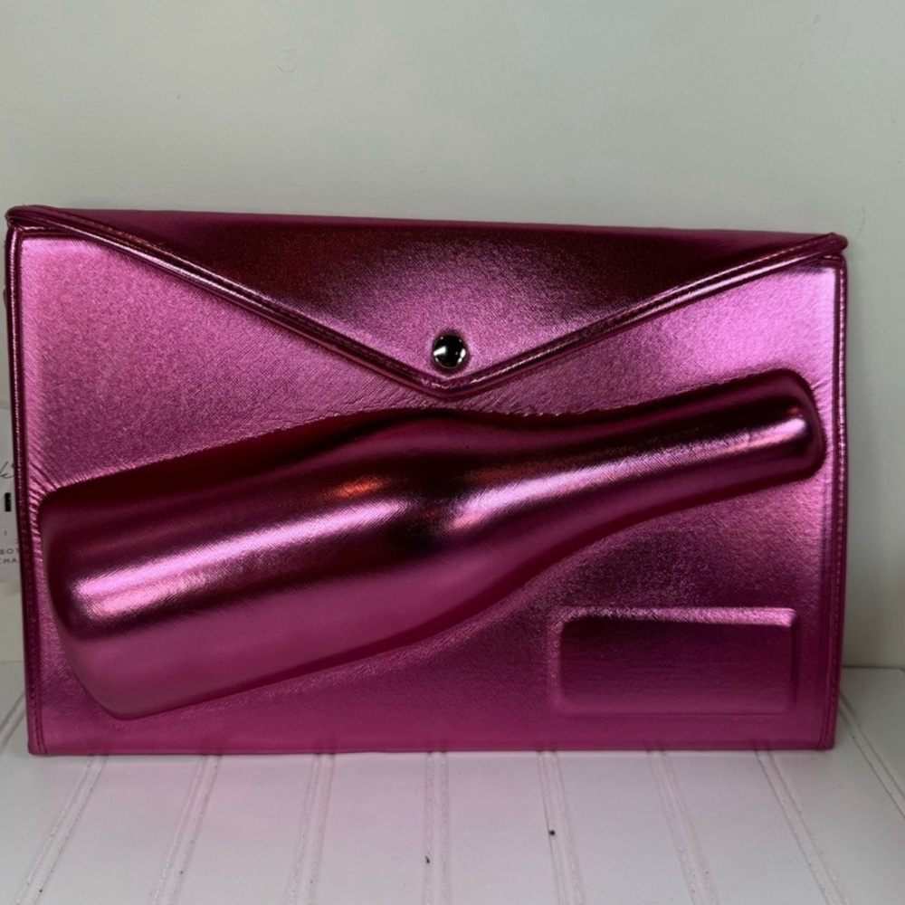 8 Oak Lane pink metallic leather wine clutch bag